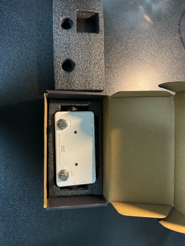 One Control White loopの画像